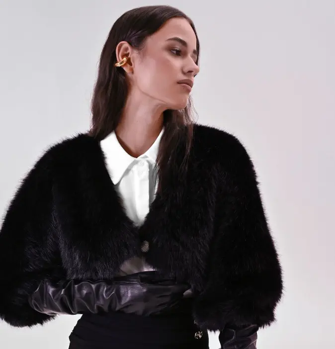 Rinascimento - Boléro fourrure - 169,90€