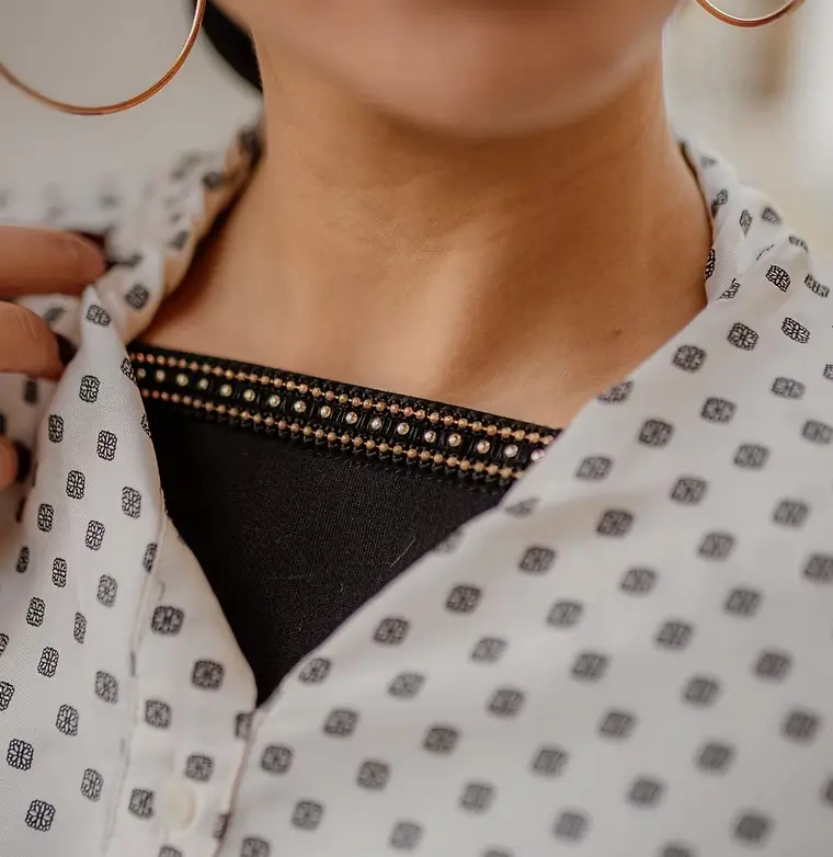 Easy Tsniout - Top cover clouté - 39,52€