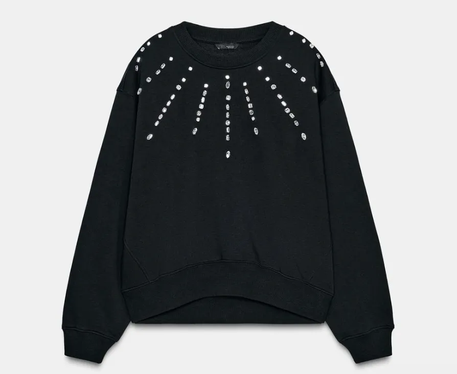 Zara - Sweat bijoux - 29,95€