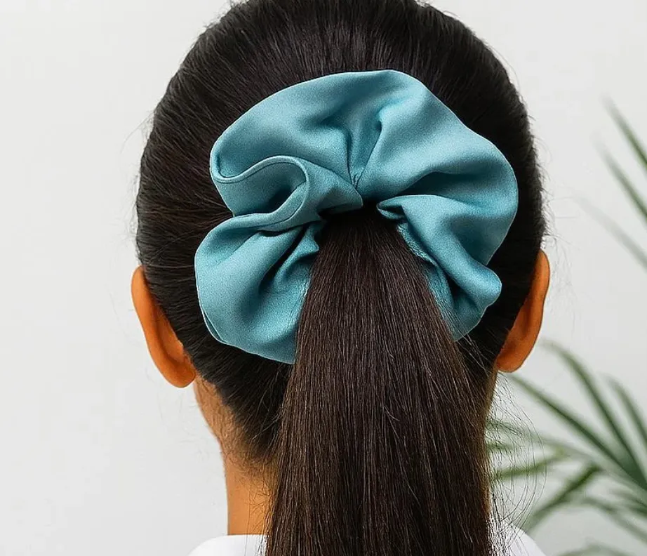 Mitaya - Chouchou en soie - 25€