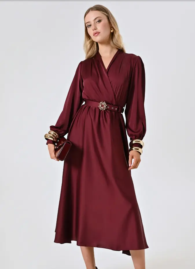 Rinascimento - Robe satin - 189,90€